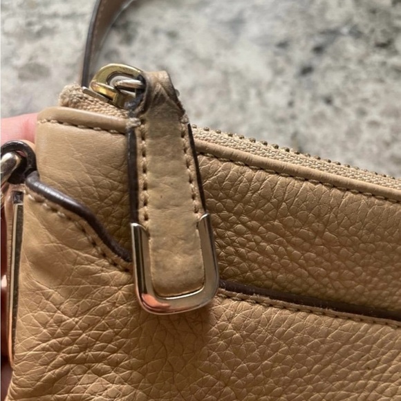 Coach Tan Leather Crossbody Bag vintage - Picture 7 of 9